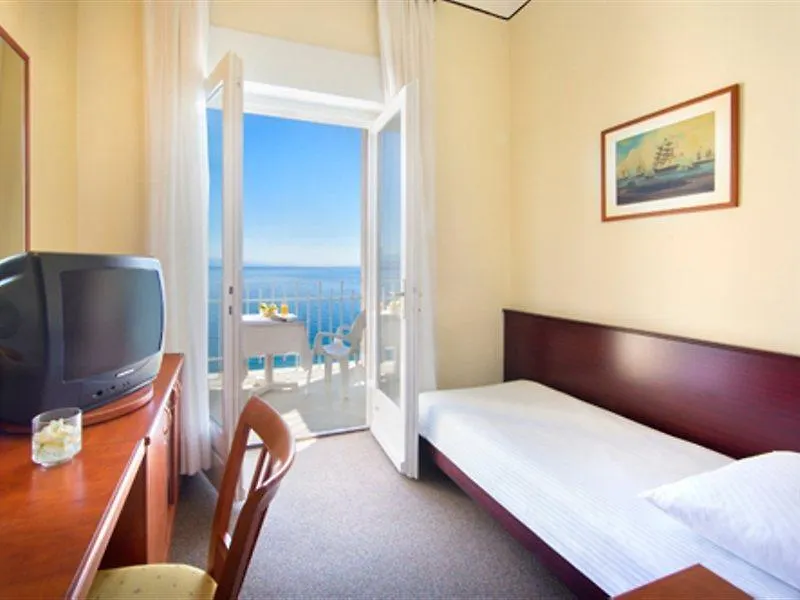 Hotel Istra - Liburnia Opatija 3*,